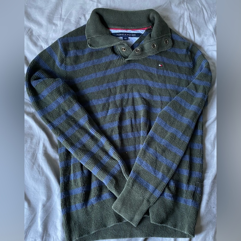 Tommy Hilfiger Men's Olive and Navy Striped Turtleneck Sweater